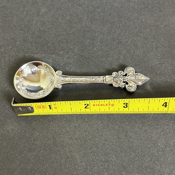 Fluer-de-Lis Condiment Jar & Spoon Set - Picture 8 of 12